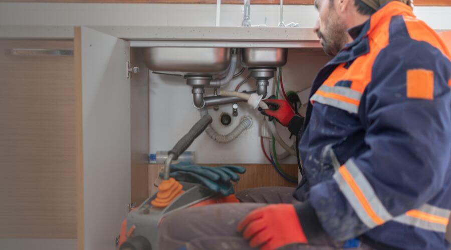 Local tankless water heater installation in Dana, IN